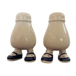 VTG Carlton Made in England Mary Jane Shoes Salt and Pepper Shakers Cottage